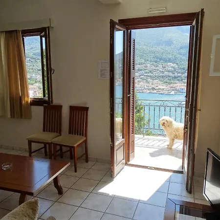 Lykithes Studio Apartment